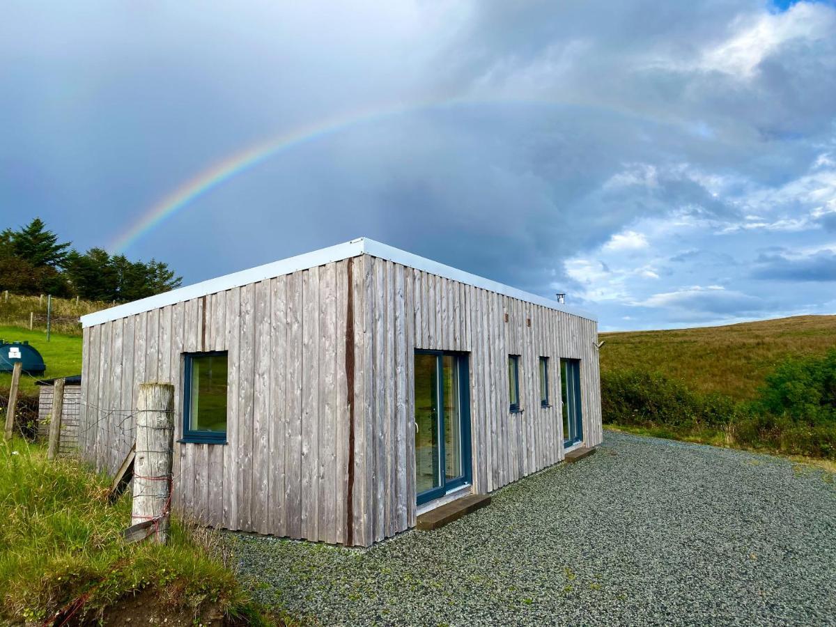 The Cabin Lonmore Bagian luar foto